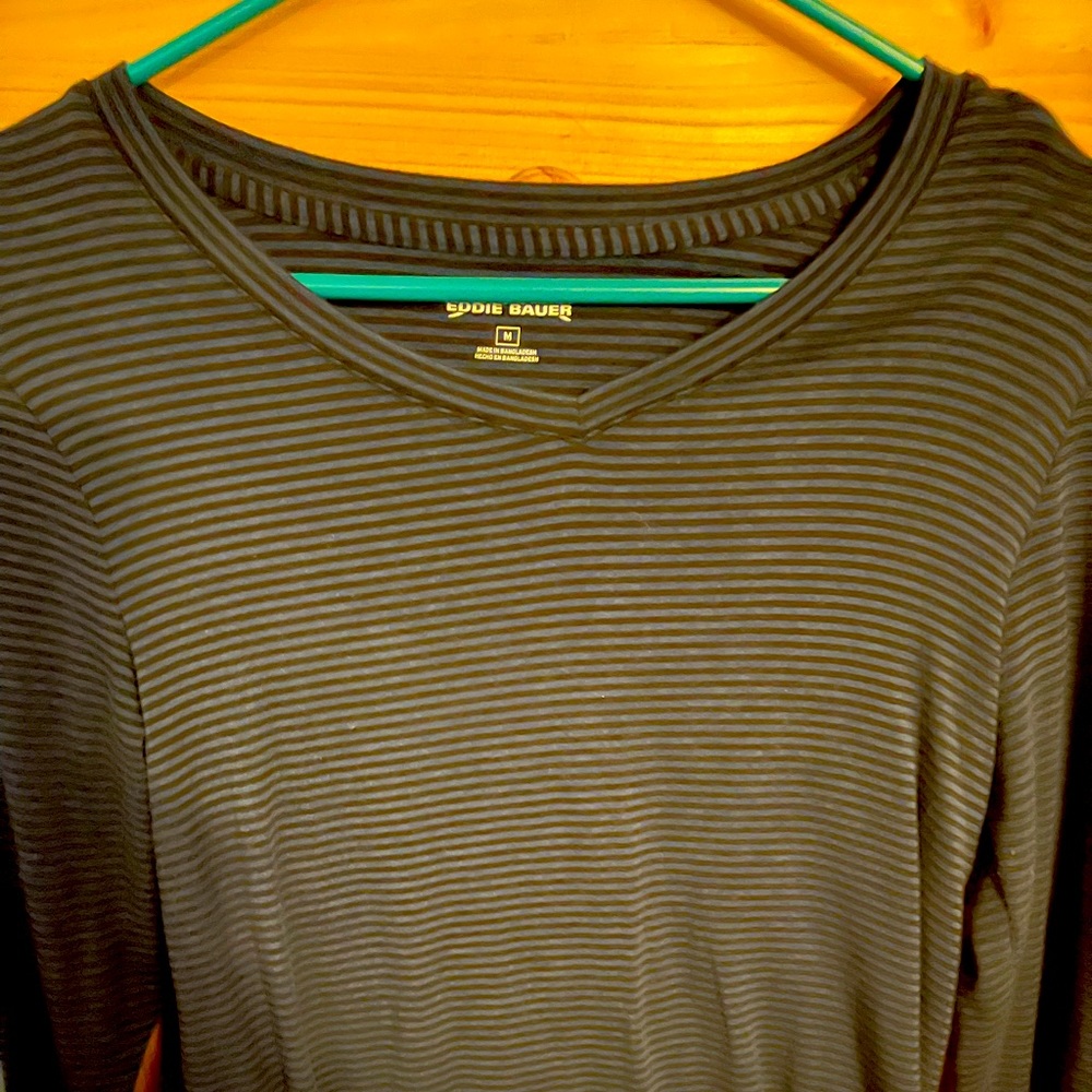 Med Eddie Bower Slim fit Dark blue black strip long sleeved shirt never worn.
